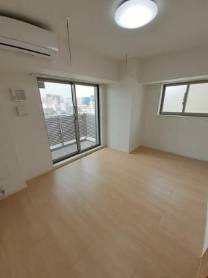 �y���̑��z�@���r���O