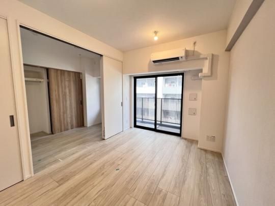 �y���̑��z�@���ʐ^�͓��^�C�v�Z�˂ł��B