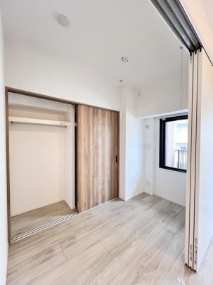 �y���̑��z�@���ʐ^�͓��^�C�v�Z�˂ł��B