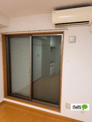 �y���̑��z�@�V���b�^�[