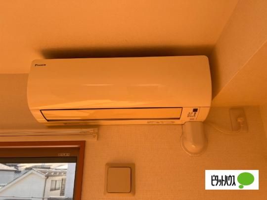 �y���̑��z�@�G�A�R��