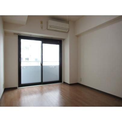 �y���̑��z�@���r���O