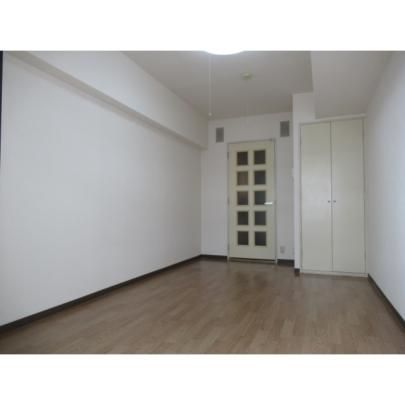 �y���̑��z�@���r���O