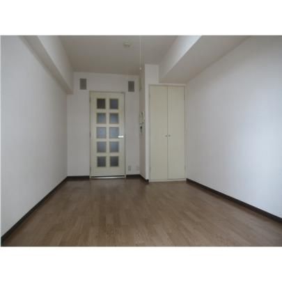 �y���̑��z�@���r���O