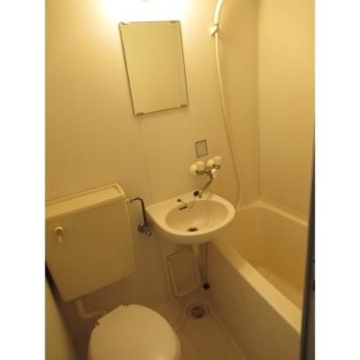 �y���̑��z�@�o�X�^�V�����[