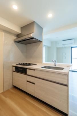 �y���̑��z�@���ʐ^�͓��^�C�v�Z�˂ł��B