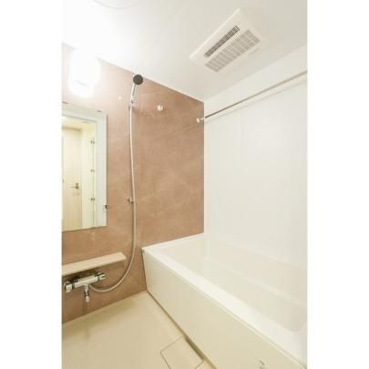 �y���̑��z�@�o�X�^�V�����[