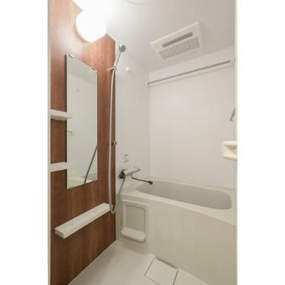 �y���̑��z�@�o�X�^�V�����[