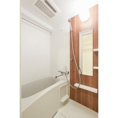 �y���̑��z�@�o�X�^�V�����[