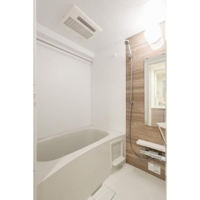 �y���̑��z�@�o�X�^�V�����[