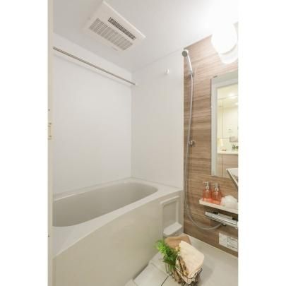 �y���̑��z�@�o�X�^�V�����[