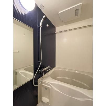 �y���̑��z�@�o�X�^�V�����[