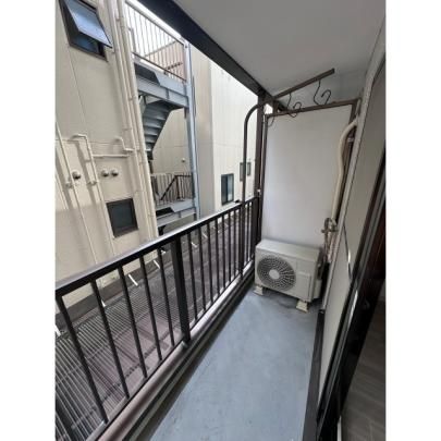 �y���̑��z�@�o���R�j�[