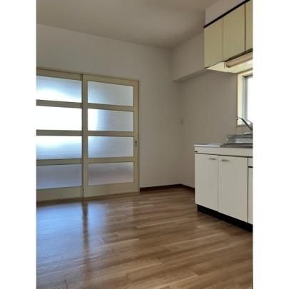 �y���̑��z�@�L�b�`���X�y�[�X