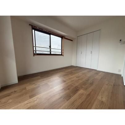 �y���̑��z�@���r���O