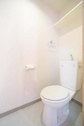 �y���̑��z�@���ʐ^�͓��^�C�v�Z�˂ł��B