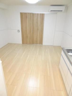 �y���̑��z�@���r���O