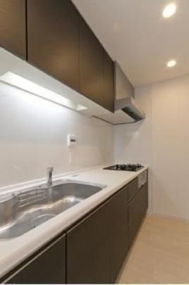 �y���̑��z�@���ʐ^�͓��^�C�v�Z�˂ł��B