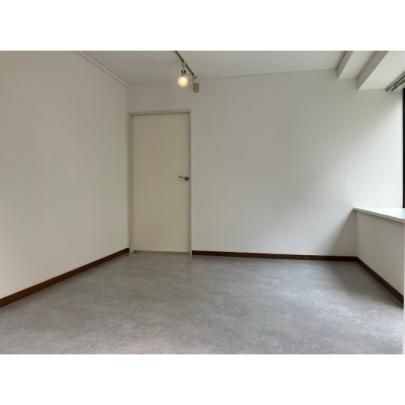 �y���̑��z�@���r���O