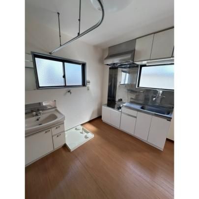 �y���̑��z�@�J�[�e�����[������
