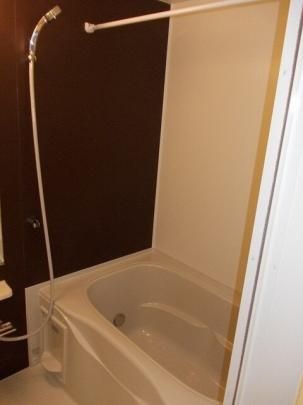 �y���̑��z�@�o�X�^�V�����[